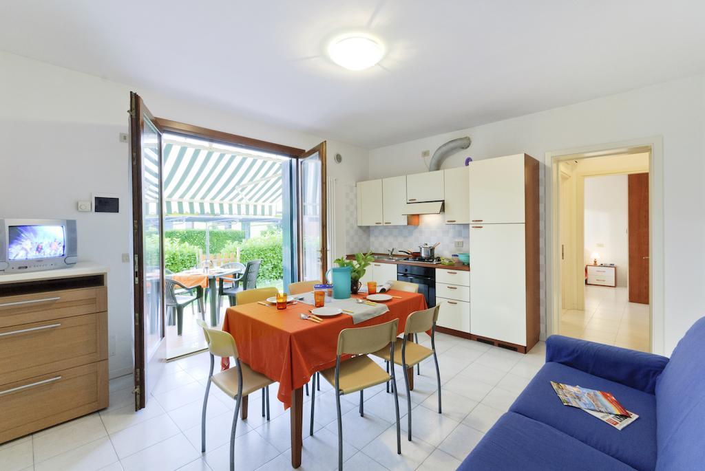 Villaggio Cristina Caorle Szoba fotó